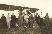 Arribada de Narbona del 2º avio Harriot-Clerget per l'escola 1929, Ferran Llacer,Agusti Barangue,Dr. Lluis Rosal,Fco. Ximenez, Joaquim Sangenis, Jaume Camarasa, J.M.Carreras, A. Gaztaiñondo,Maria Foye, Ramon Sol, Llorens Fornes i Joan Bonamusa